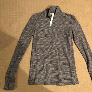 Lulu lemon turtleneck